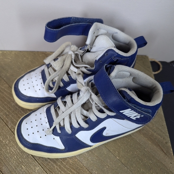 Nike Court Borough Mid 2 White Navy Sneakers  Youth 4.5Y / Women’s 7 - Picture 3 of 8